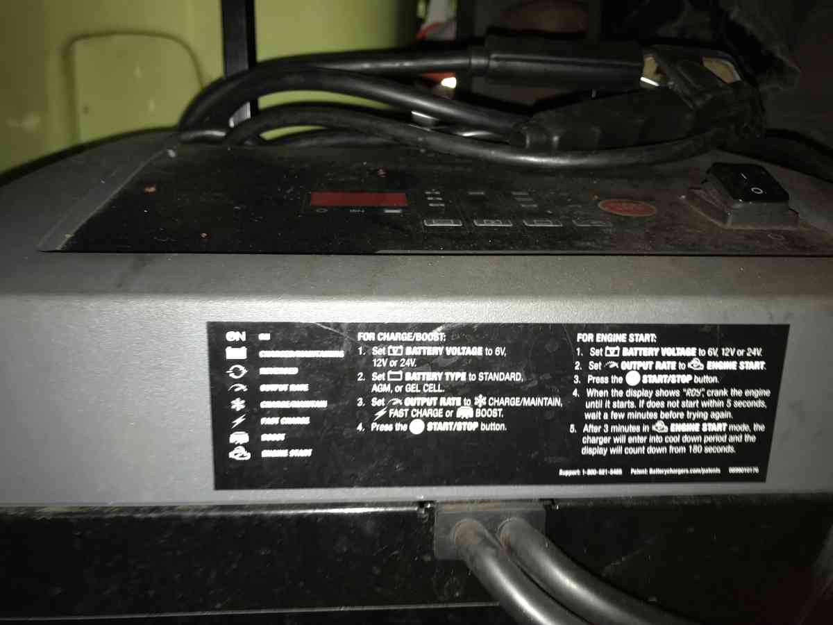 jump box - Mc Lean, Virginia - FleaMarketBay