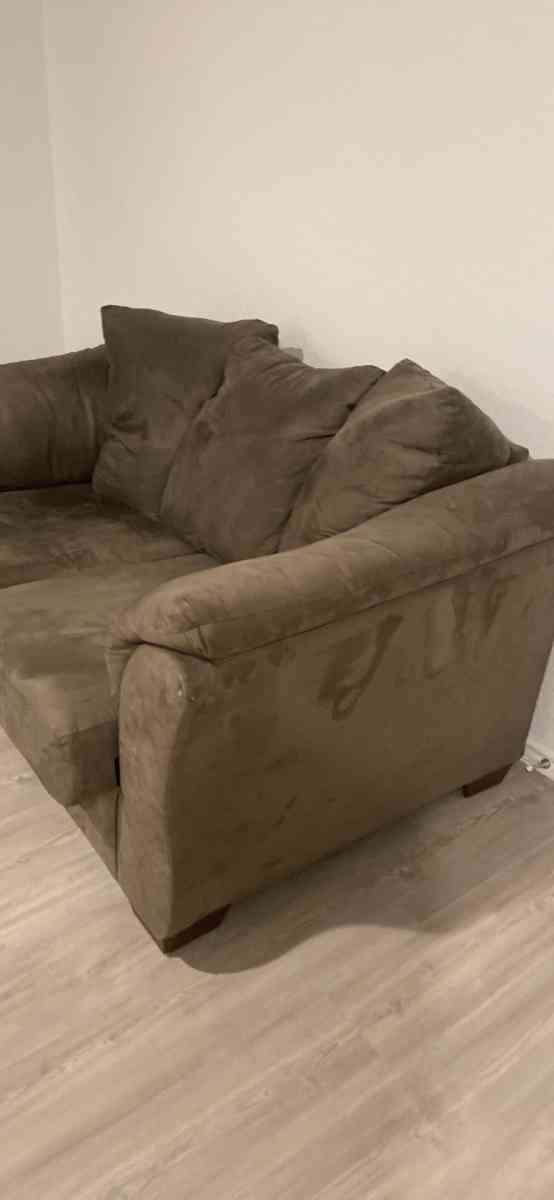 grey fabric loveseat - San Antonio, Texas - FleaMarketBay