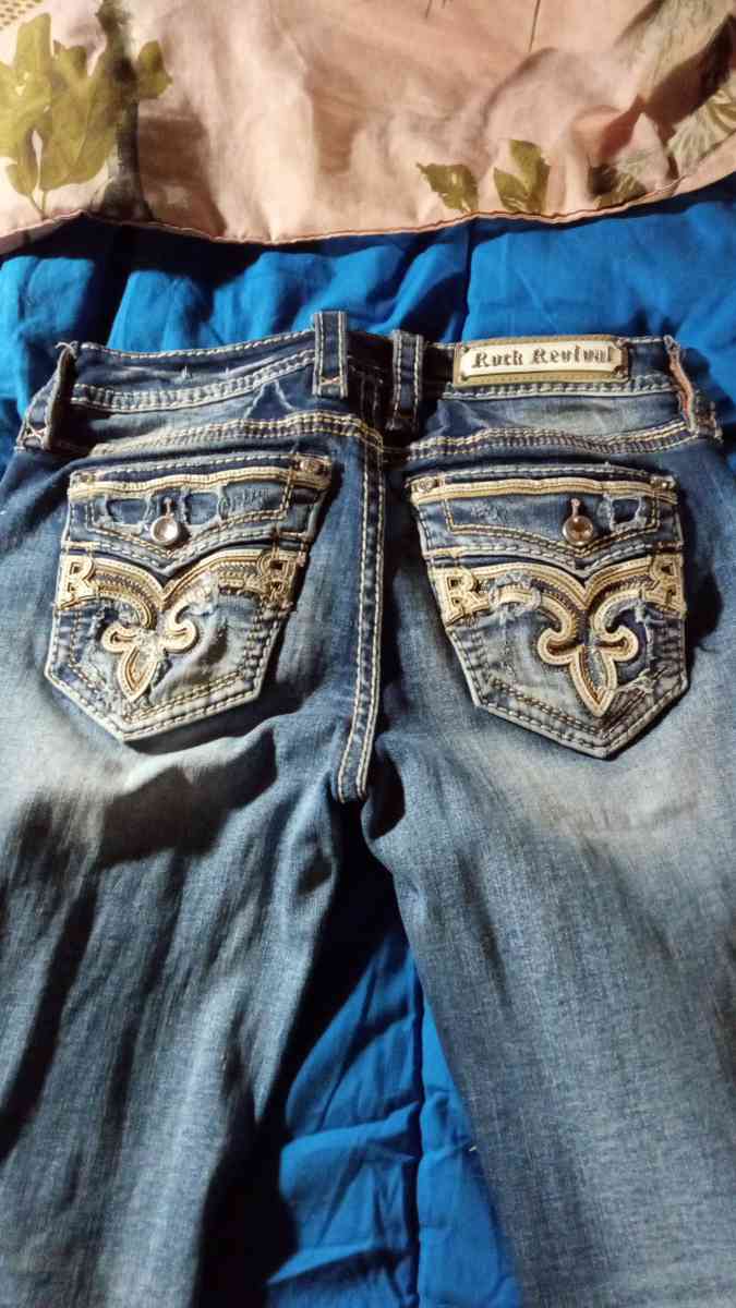 rock revivals - Oconto, Wisconsin - FleaMarketBay