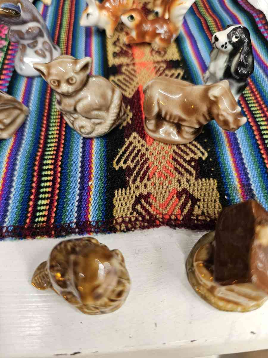 Ward Miniature Collectables - Ocala, Florida - FleaMarketBay