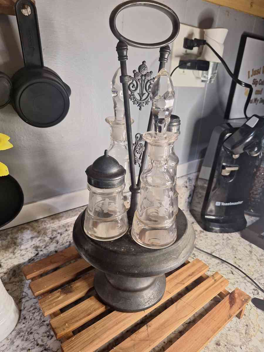 antique caddy - Mason, Kentucky - FleaMarketBay