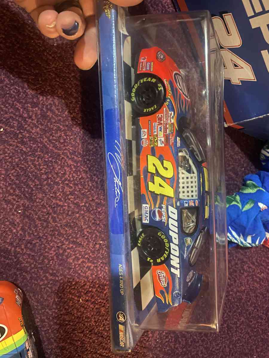 Jeff Gordon diecast and various - Sandusky, Ohio - FleaMarketBay