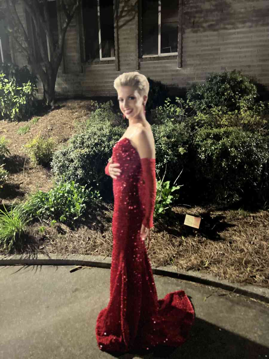 red prom dress - Mcdonough, Georgia - FleaMarketBay