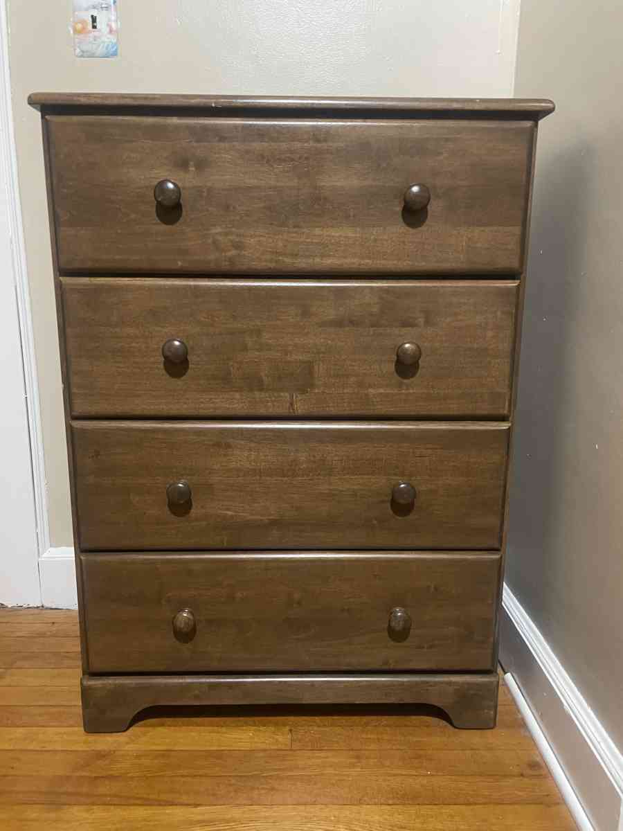 Dressers - Haledon, New Jersey - FleaMarketBay