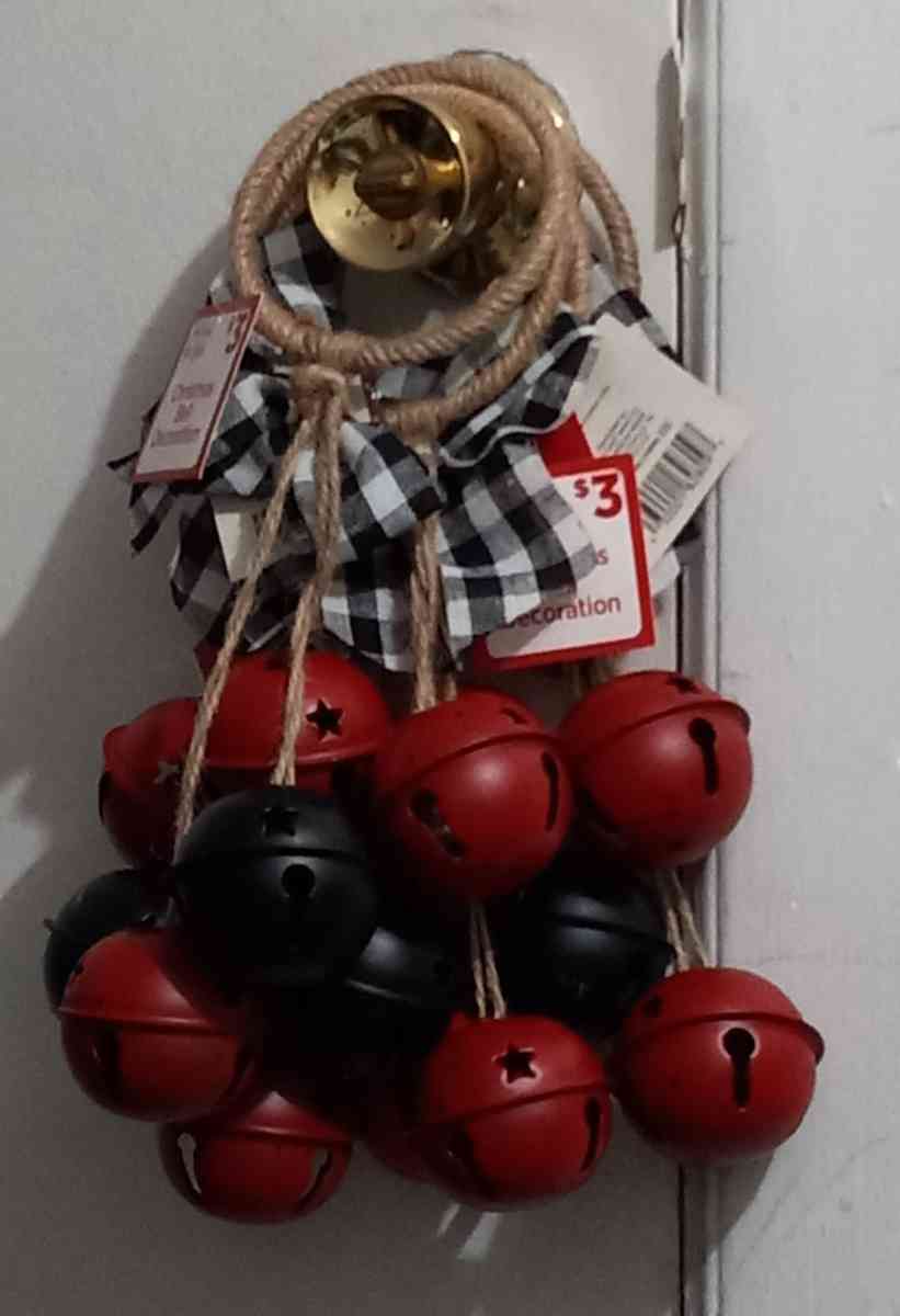 multiple decorations - Middlesex, New Jersey - FleaMarketBay