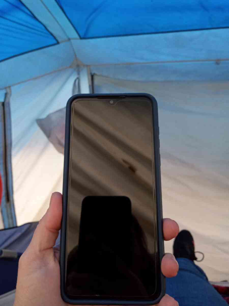 straight talk Motorola pure g with phone case - Alton, Missouri