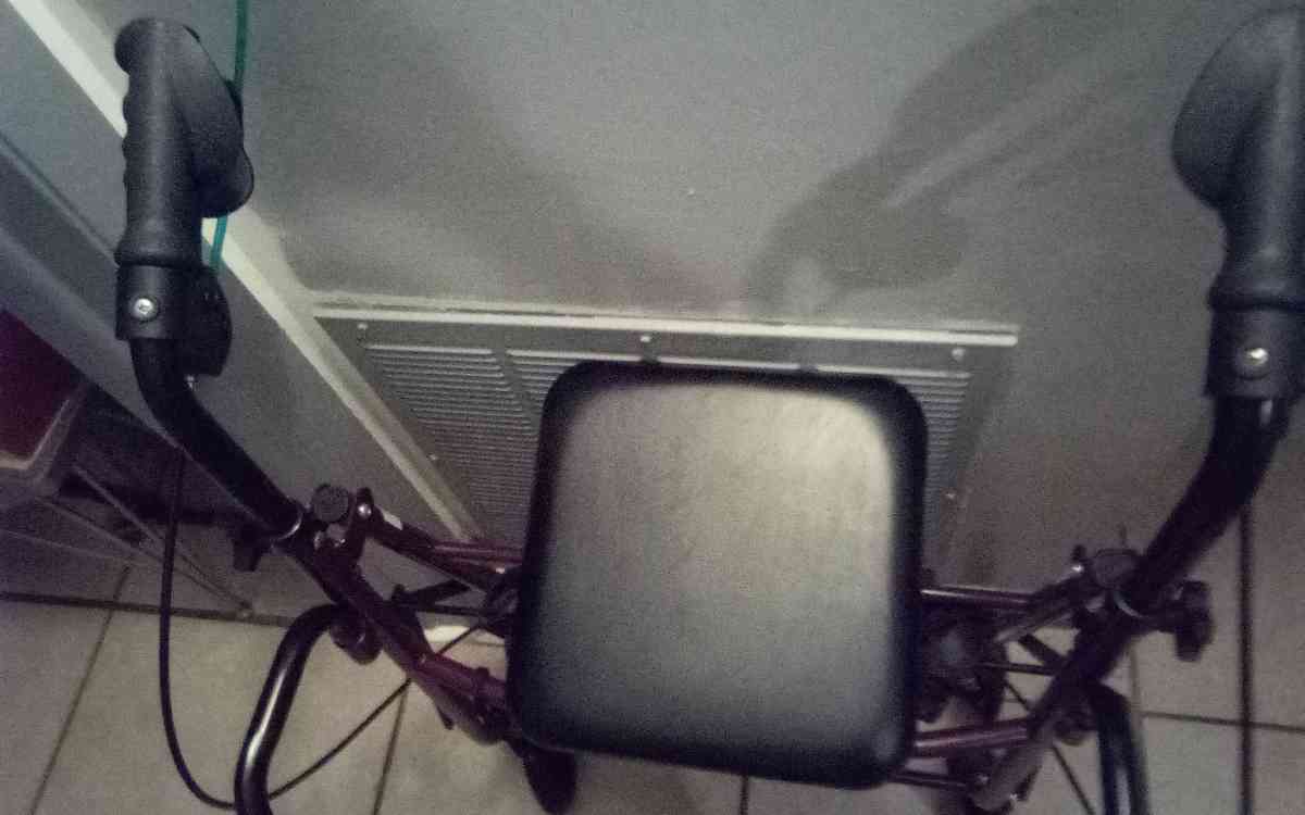 Wolker Whit seat caminador con aciento - Jacksonville, Florida