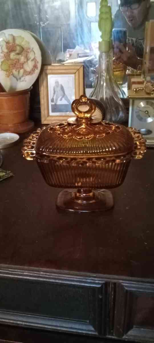 antique amber candy dish - New Albany, Indiana