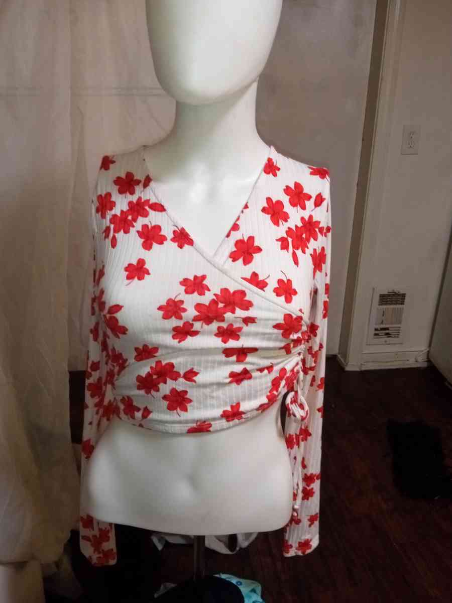 shirts sold separately - Dedham, Massachusetts - FleaMarketBay