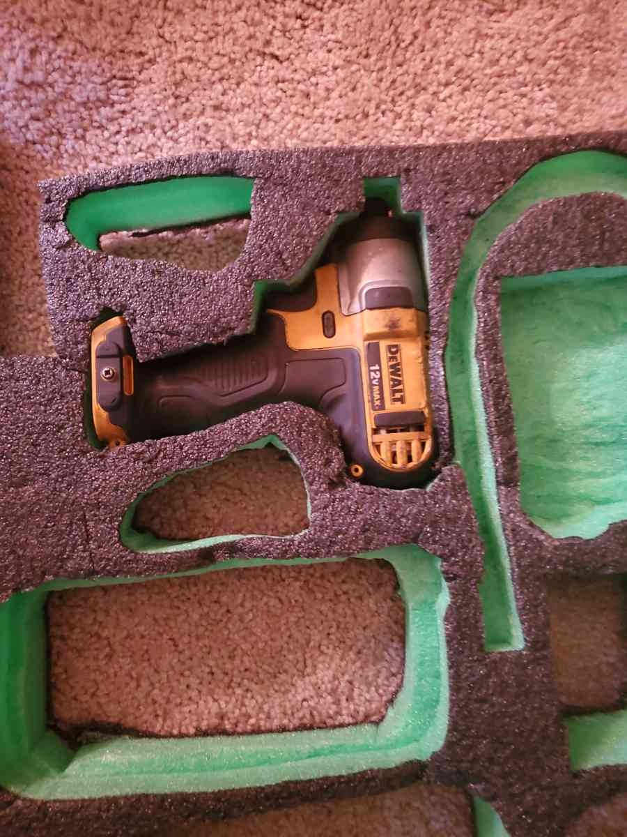 Nanuk hard case with electrician tools - Lapeer, Michigan - FleaMarketBay