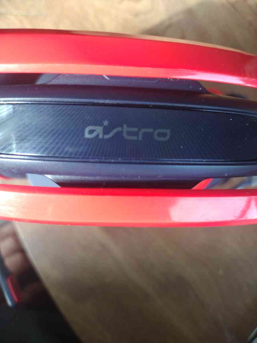 Astro E40 tournament series headset for gamingstudio use - Rancho Cordova, California