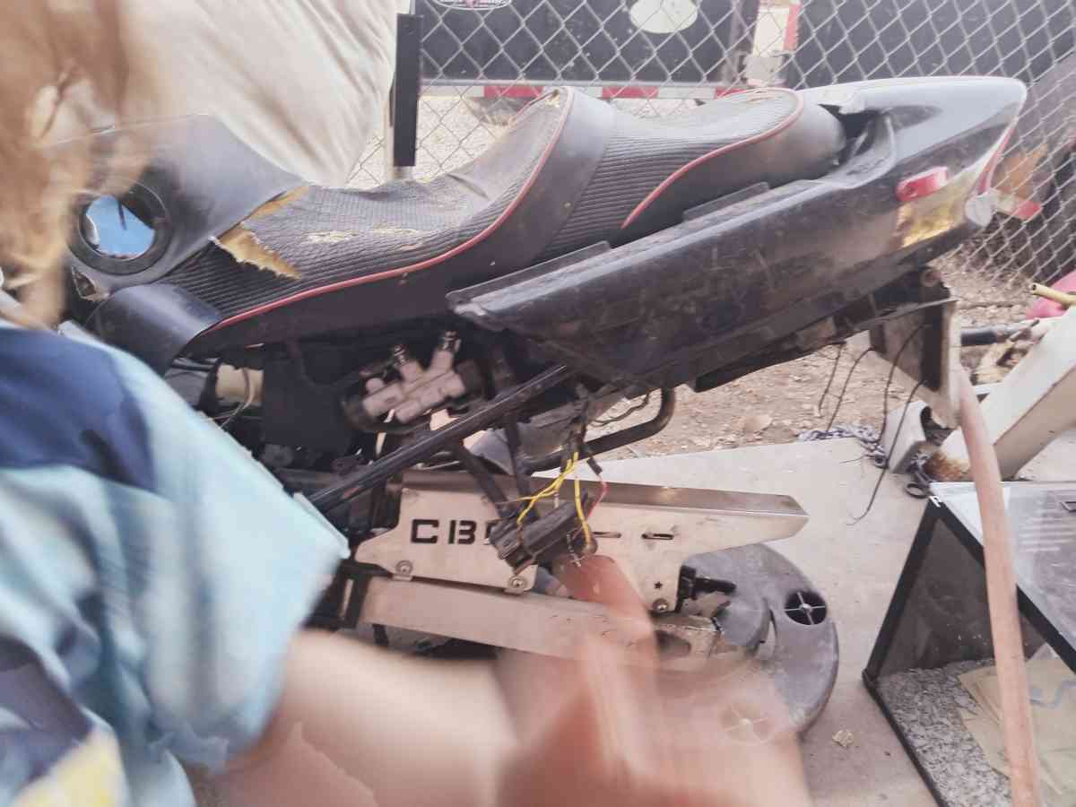 2004 Honda cbr project bike - Bullhead City, Arizona - FleaMarketBay