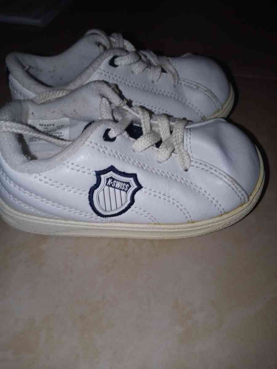 toddler size 6 KSwiss tennis shoes - Davenport, Florida