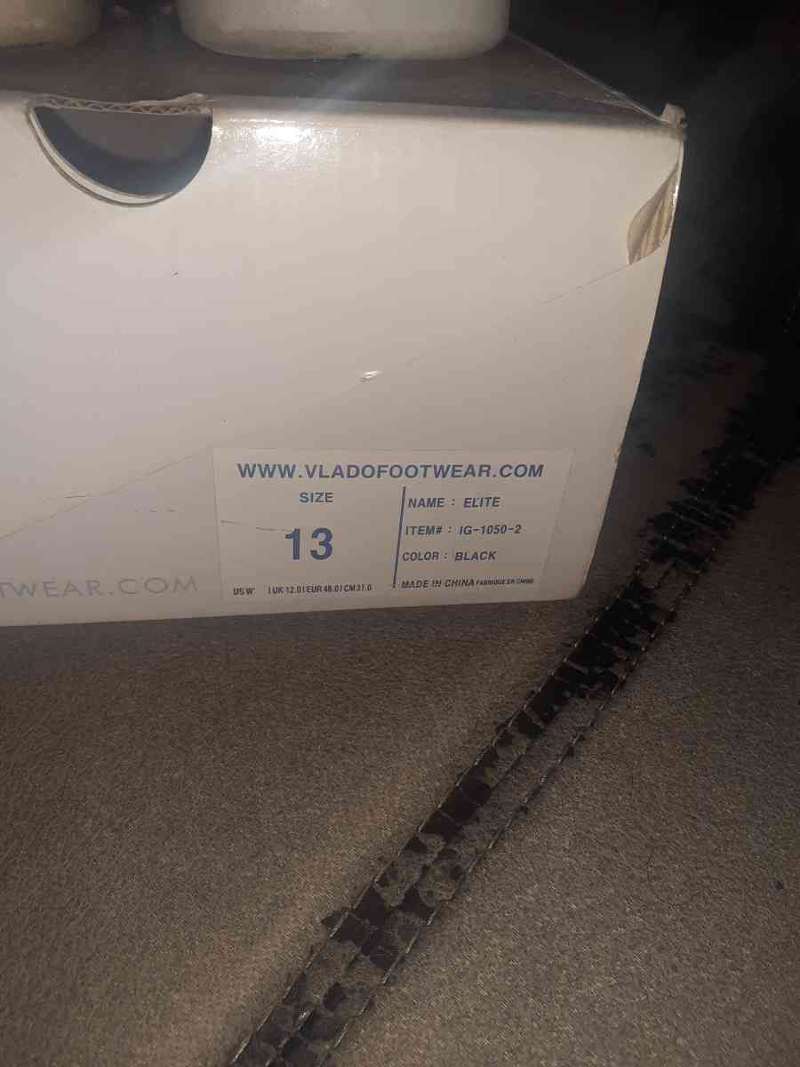 Mens Vlado Elite Shoes - Detroit, Michigan - FleaMarketBay