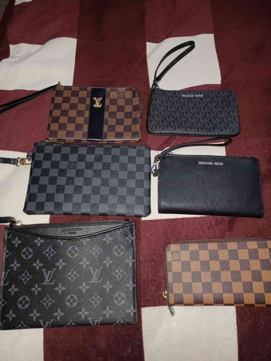 Handbags - Channelview, Texas - FleaMarketBay