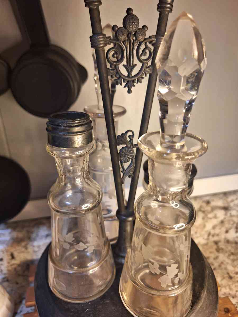 antique caddy - Mason, Kentucky - FleaMarketBay