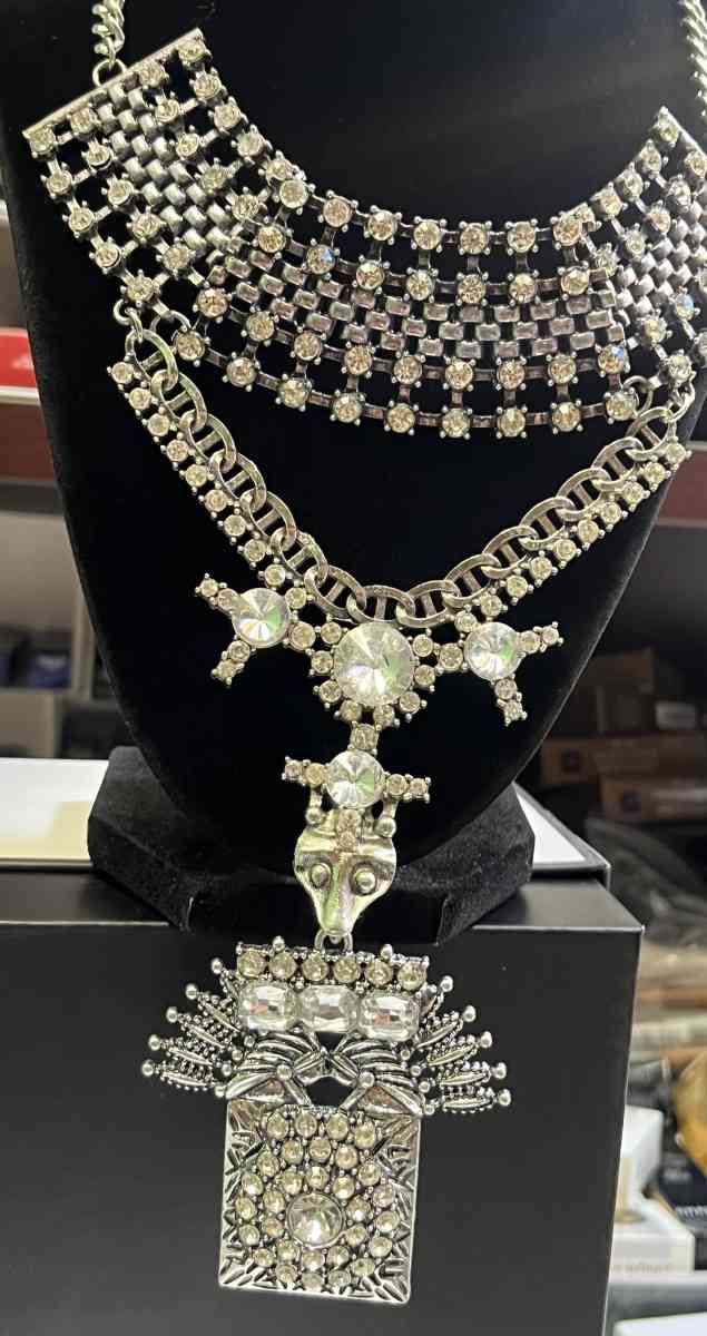 Fashion Design Bridal Jewelry Vintage Neck Bib Collar Choker - Colleyville, Texas - FleaMarketBay