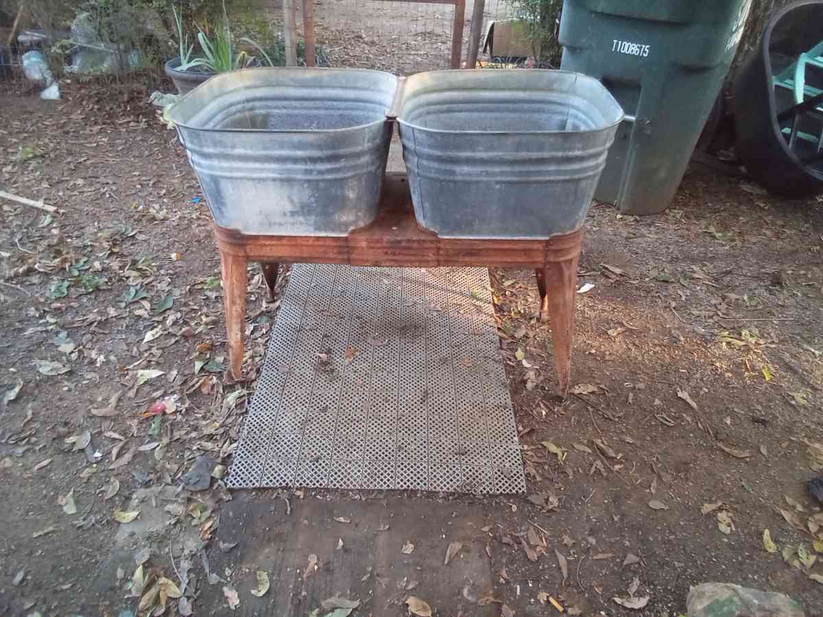 Vintage Wheeling Galvanized Double Wash Tub Stand - Ardmore, Oklahoma
