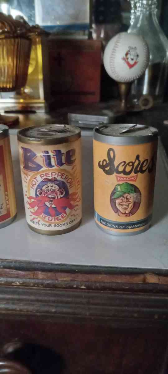 6 vintage mini beer cans - New Albany, Indiana