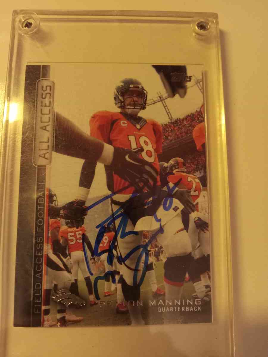 autographed Peyton manning Denver broncos card - New Albany, Indiana - FleaMarketBay