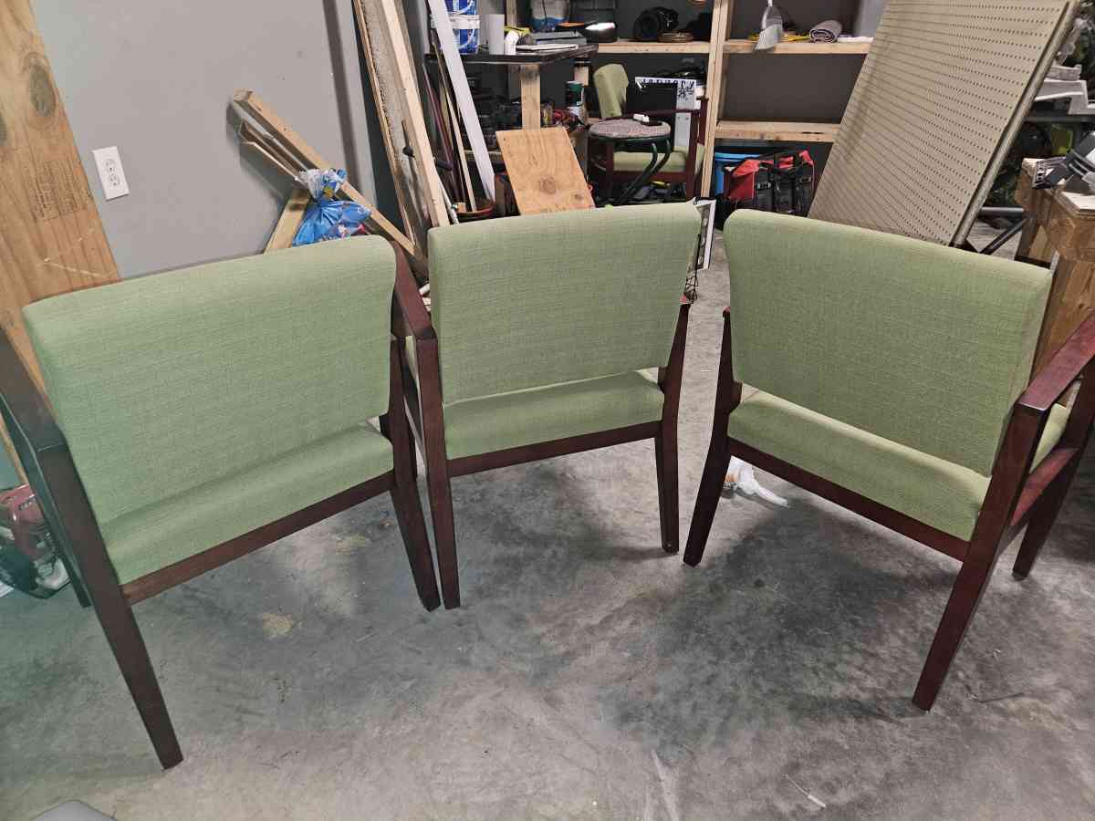 office chairs - Adamsville, Alabama - FleaMarketBay