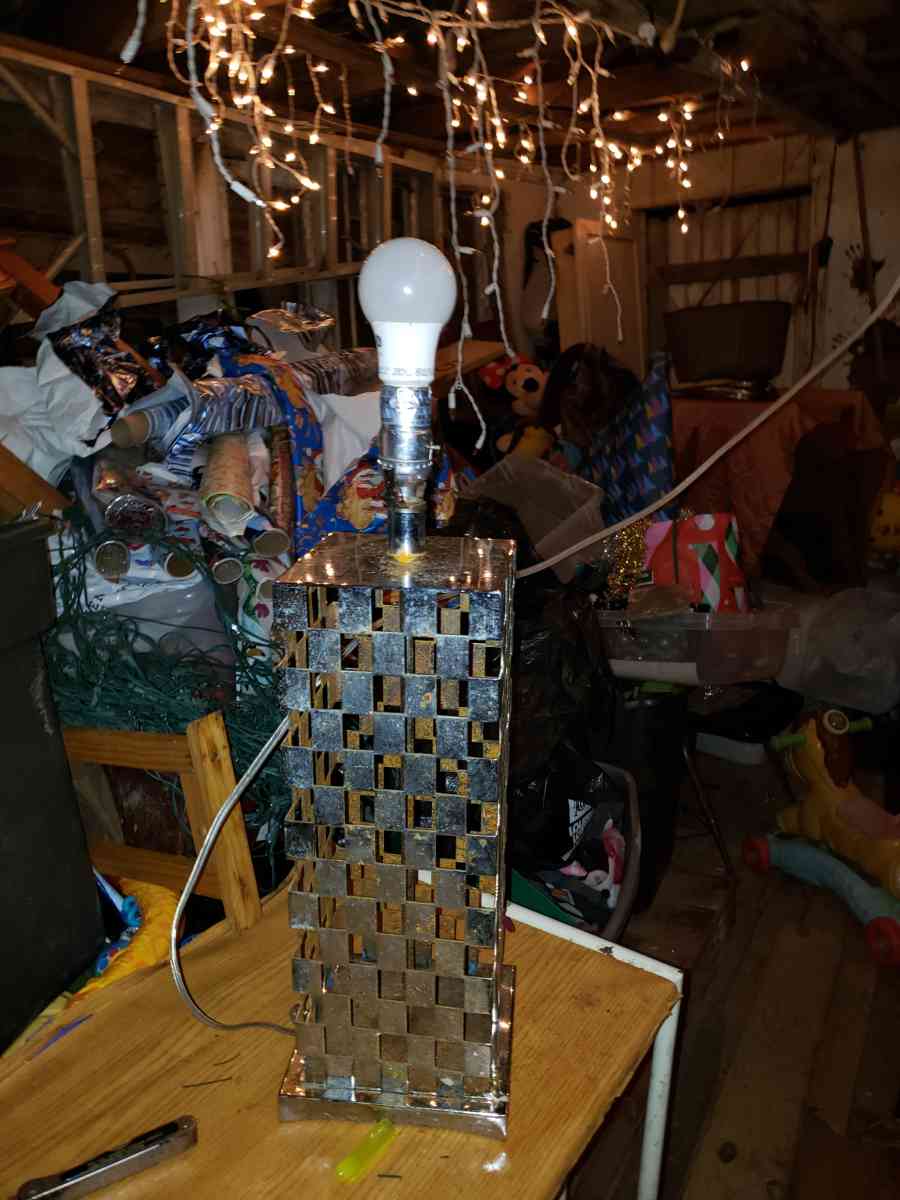 vintage lamp - Rayne, Louisiana - FleaMarketBay