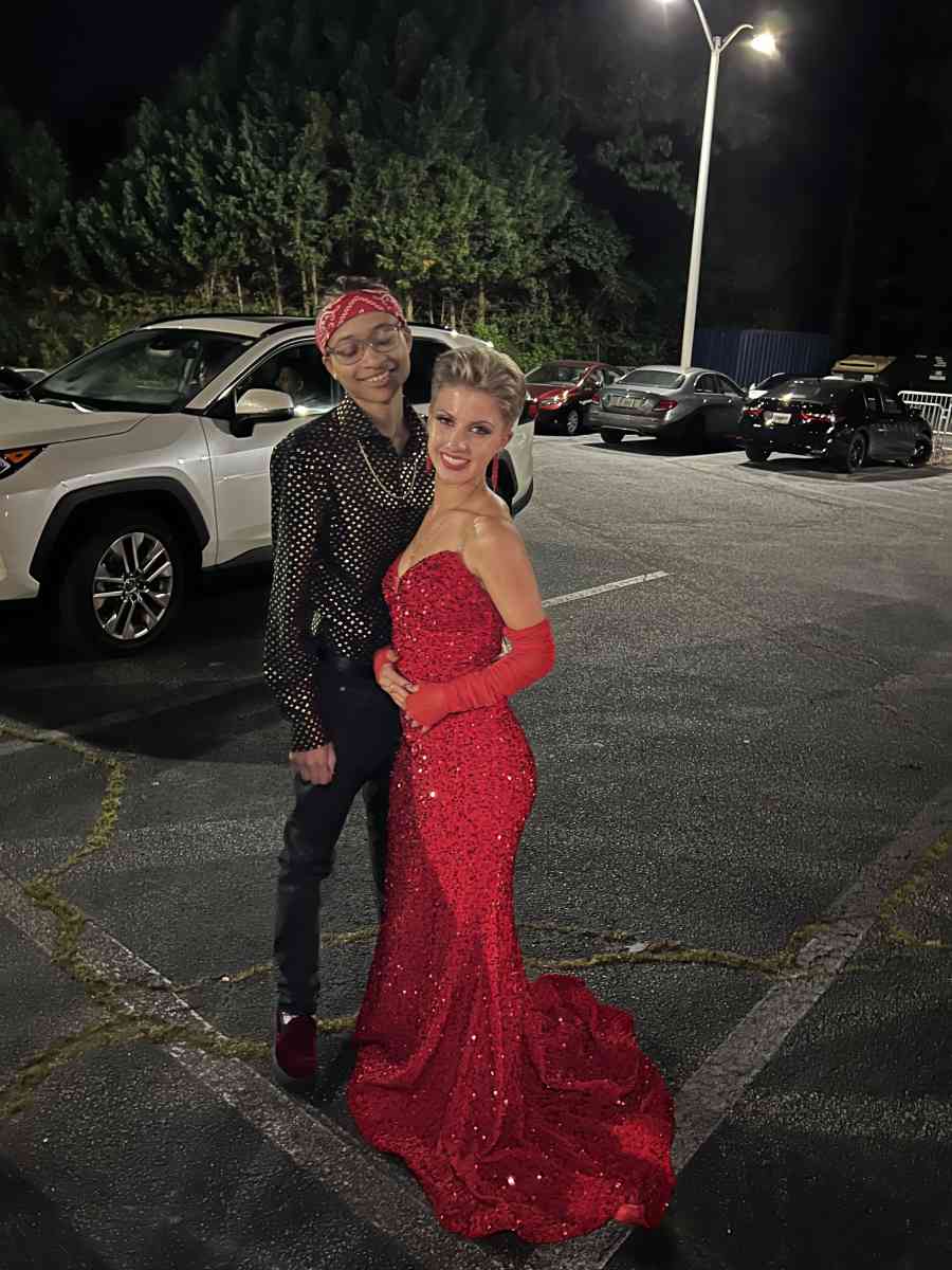 red prom dress - Mcdonough, Georgia - FleaMarketBay