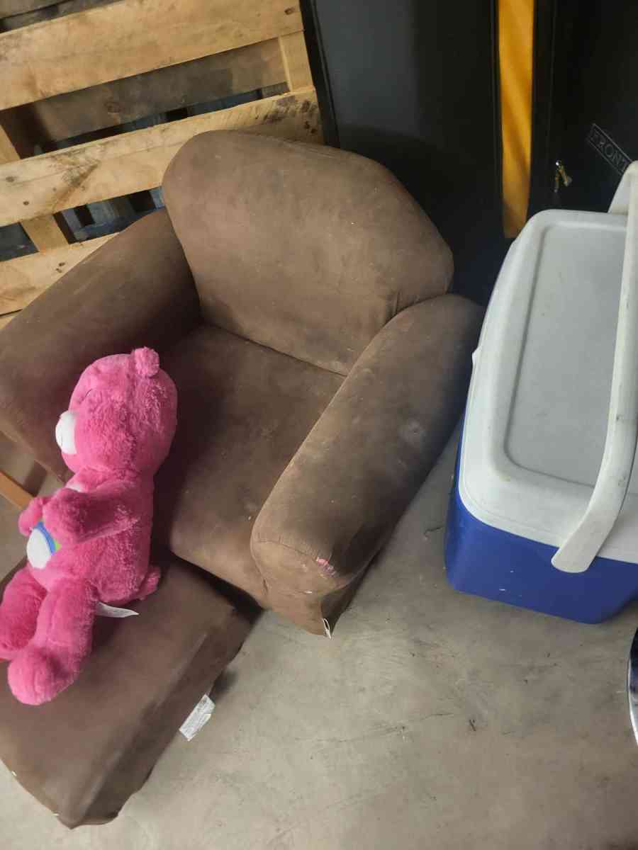 kids bundle 1 - Rayne, Louisiana - FleaMarketBay