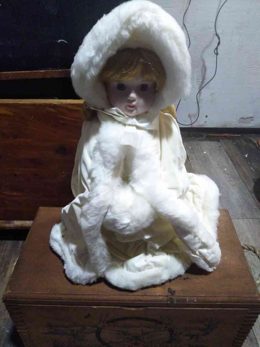 porcelain doll - San Antonio, Texas