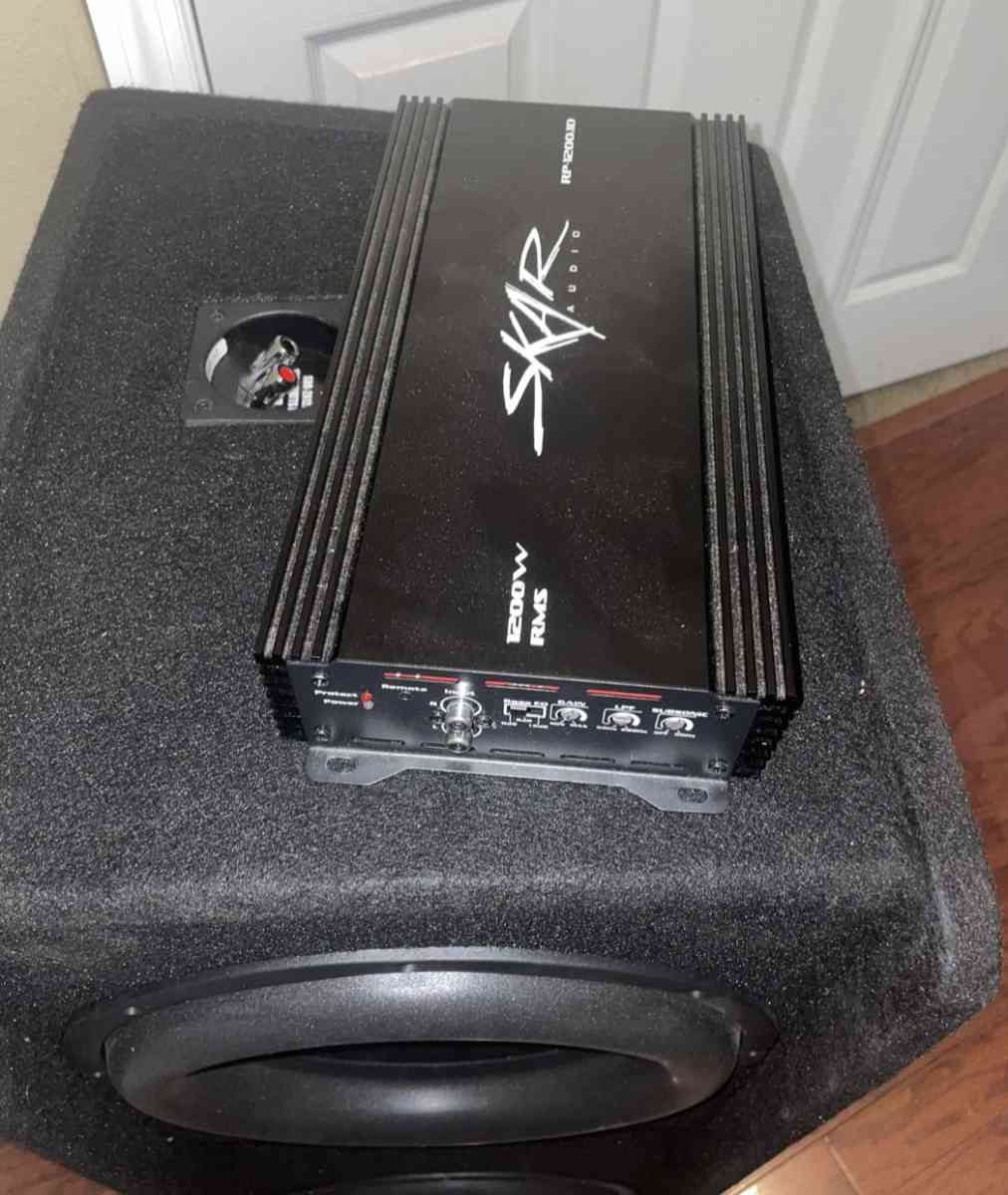 12in skar sub skar amp radio - Greeley, Colorado - FleaMarketBay
