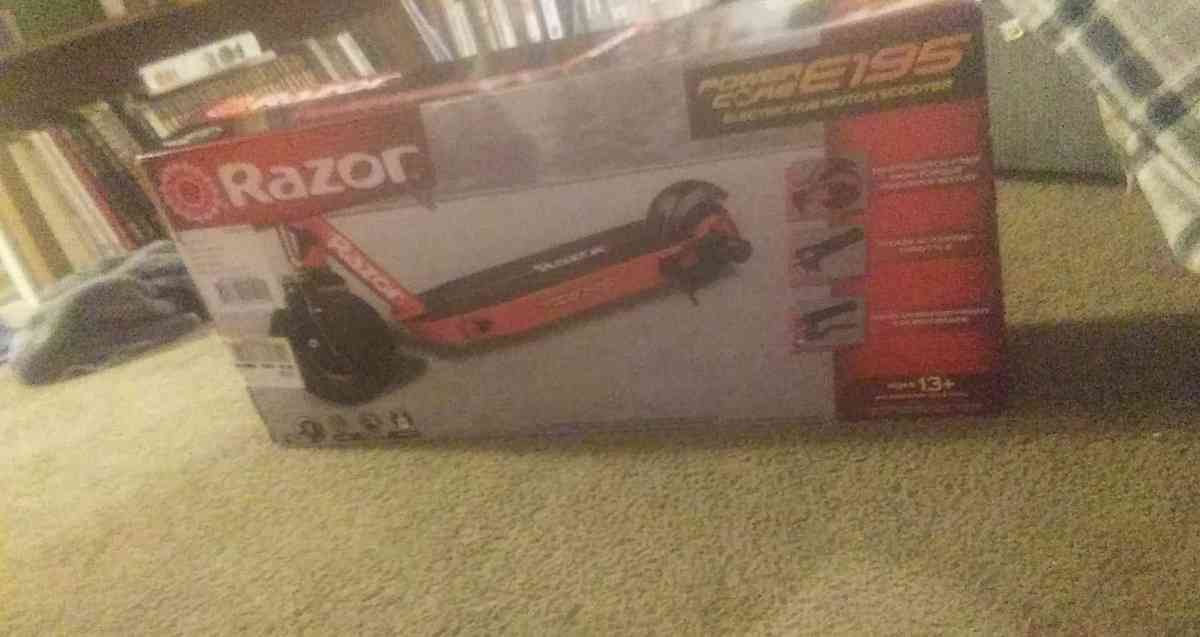 razor electric scooter - Crawfordsville, Oregon