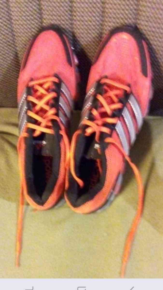 adidas gym shoes - Walton, Kentucky - FleaMarketBay