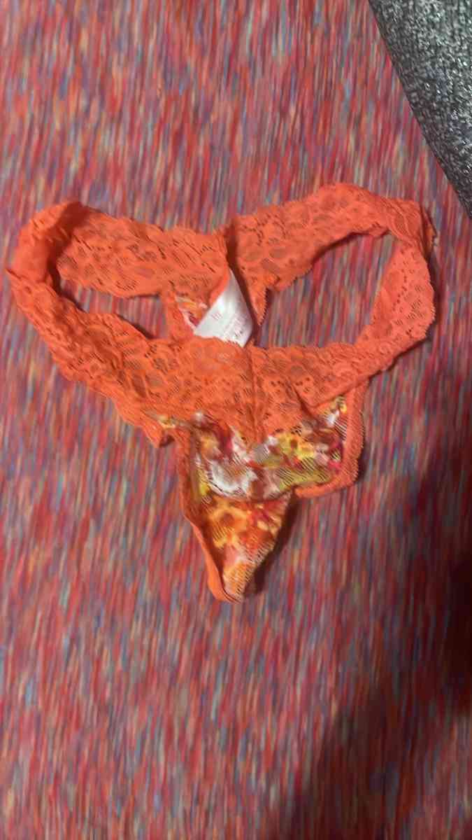 Women Thongs - Houston, Texas - FleaMarketBay