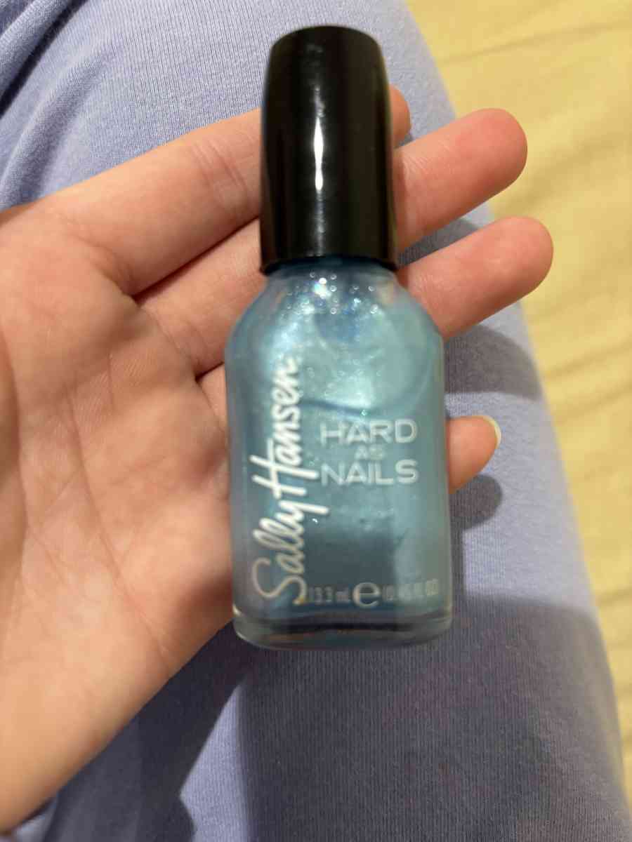 Nail polish - Great Neck, New York - FleaMarketBay