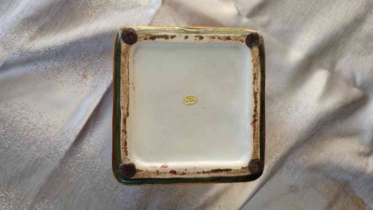 Ceramic Decorative Canister With Frog On top - Hollywood, Florida - FleaMarketBay