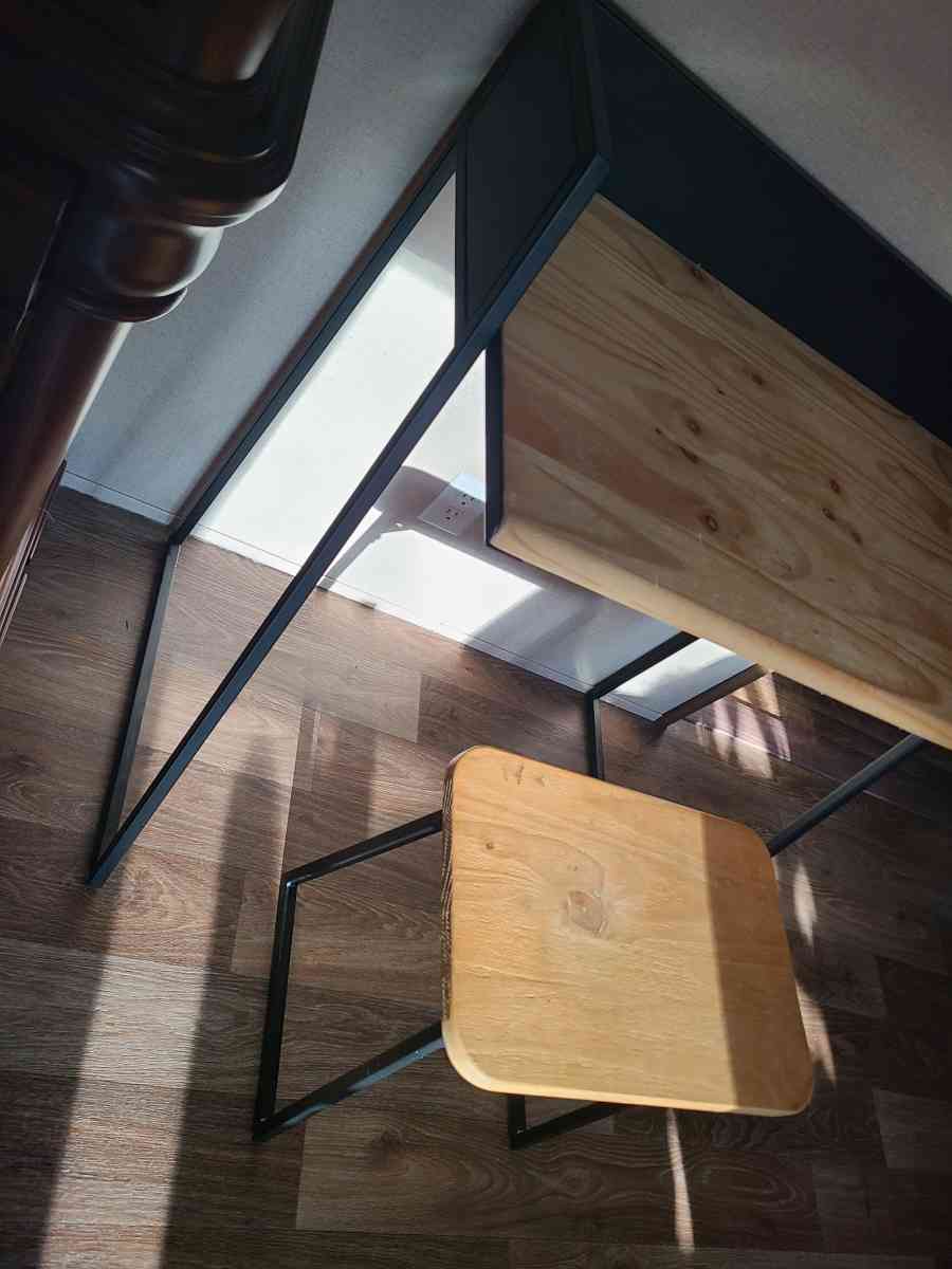 Desk Along With Stool - Broadway, North Carolina - FleaMarketBay