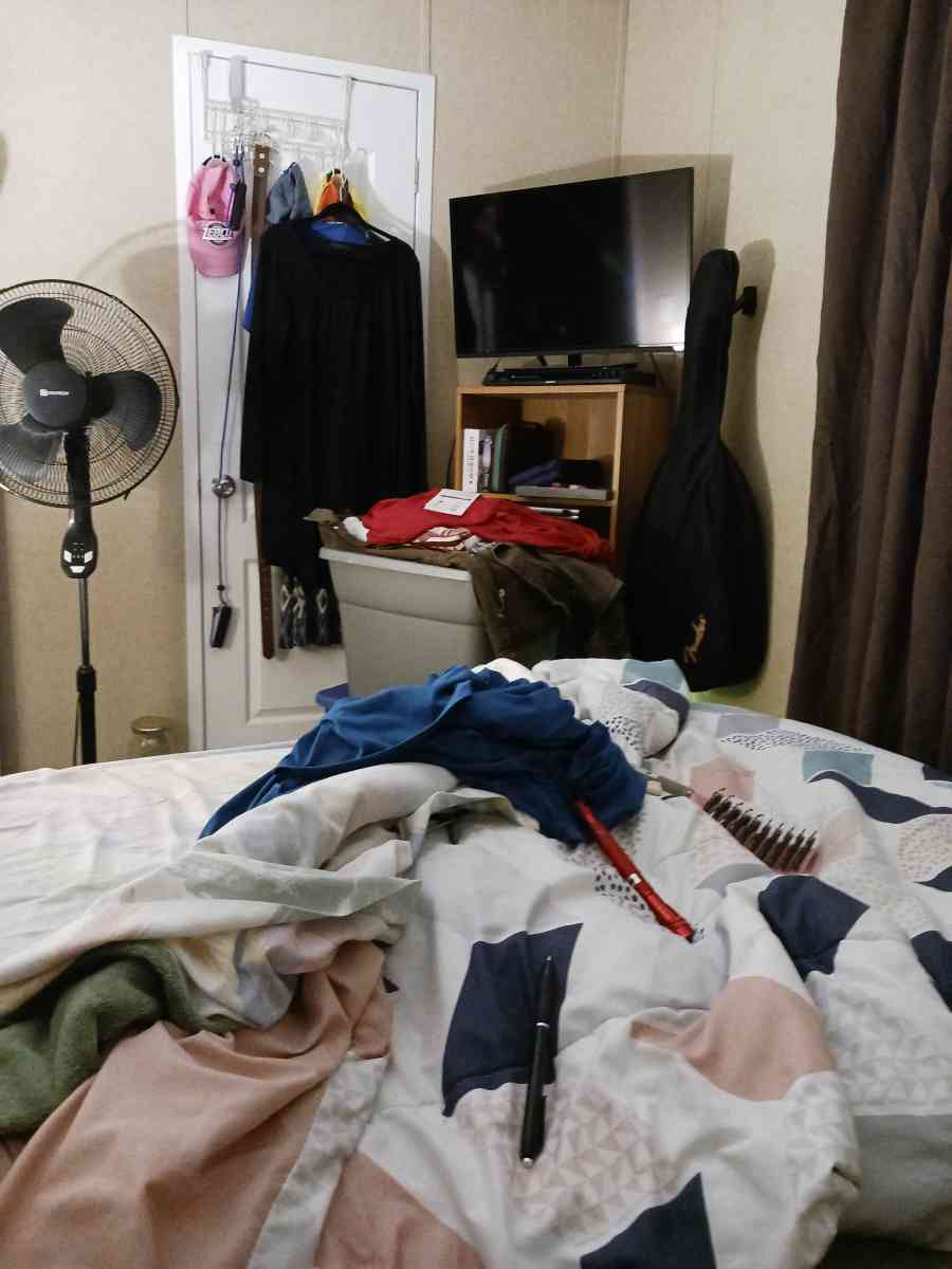 Vizio 32 inche tv - Ellenboro, North Carolina - FleaMarketBay