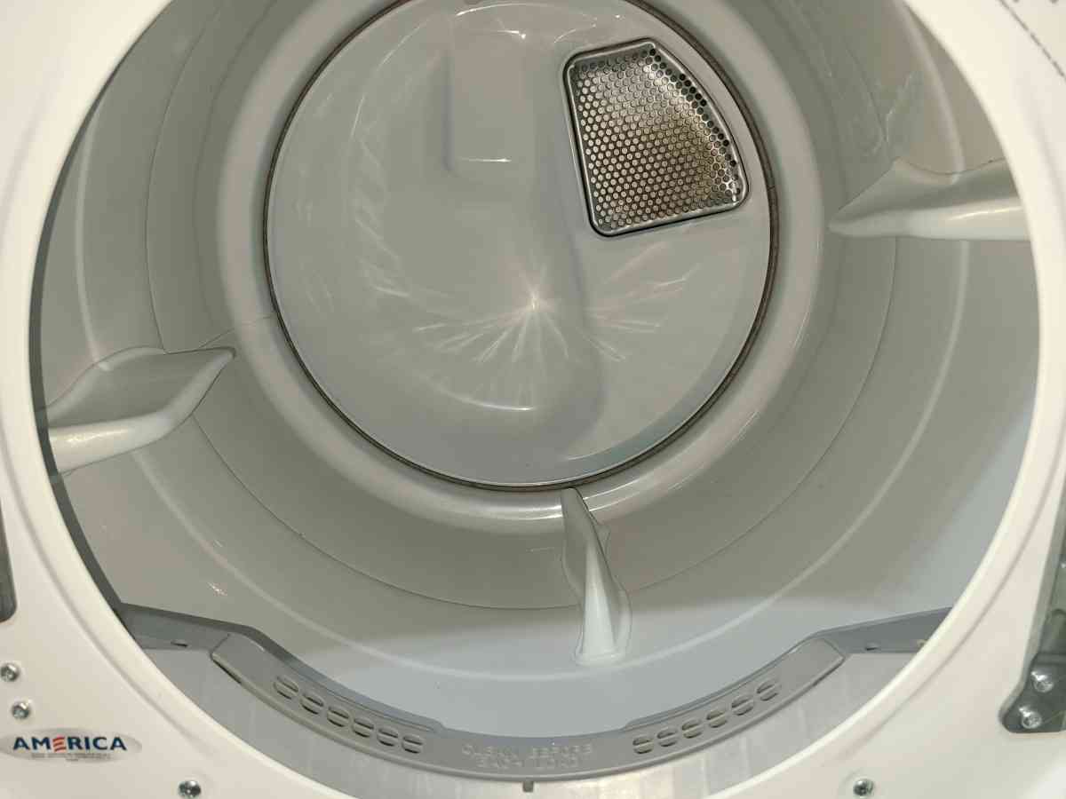 White Front Load Whirlpool Washer and Dryer Set - Phoenix, Arizona - FleaMarketBay