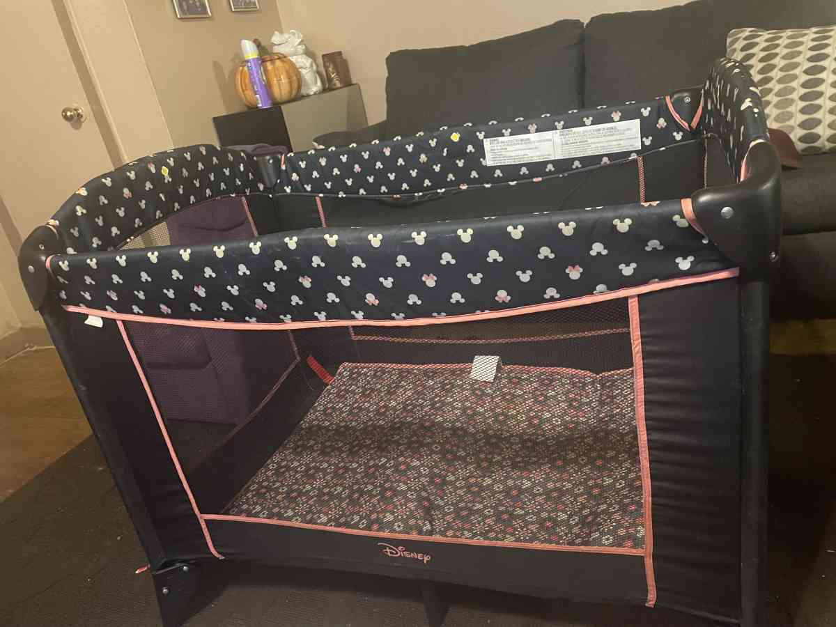 Pack and Play - Houston, Texas