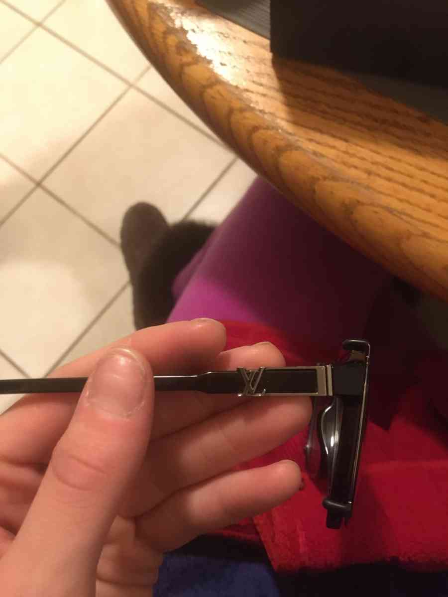 Louis Vuitton sunglasses - Buffalo, New York - FleaMarketBay