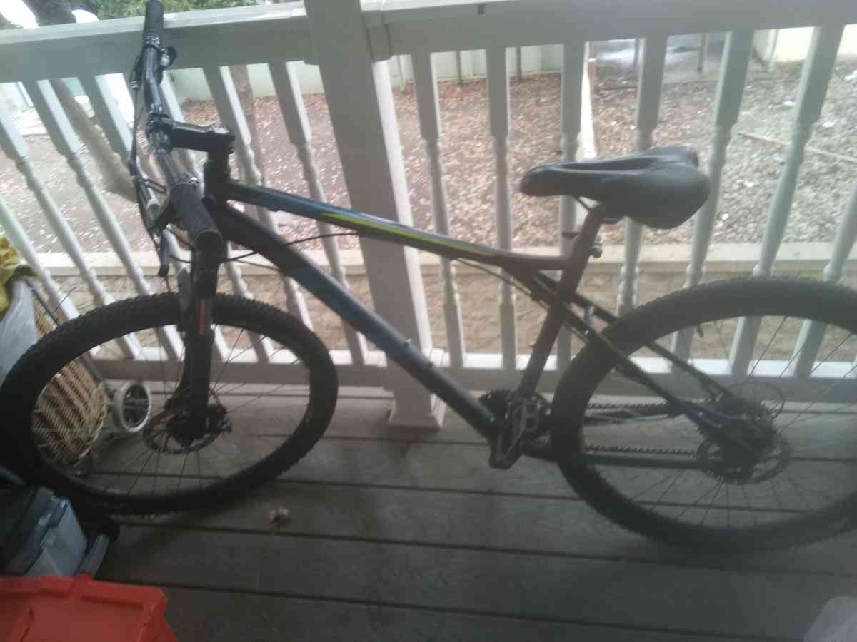 GT triple triangle design pro aggressive all terra mountain - Farmersville, California - FleaMarketBay