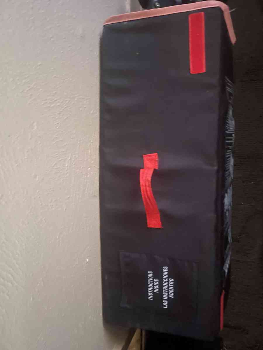 Pack and Play - Houston, Texas - FleaMarketBay