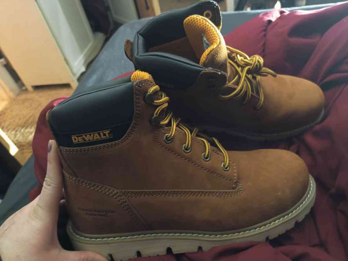 DeWalt Steel Toed boots - Monroe, North Carolina - FleaMarketBay