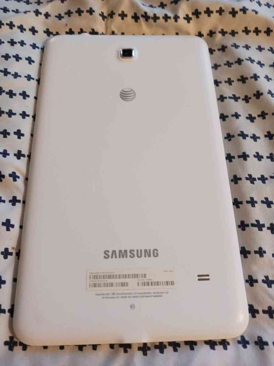 Laptop  and Tablets with Everything - Los Angeles, California - FleaMarketBay