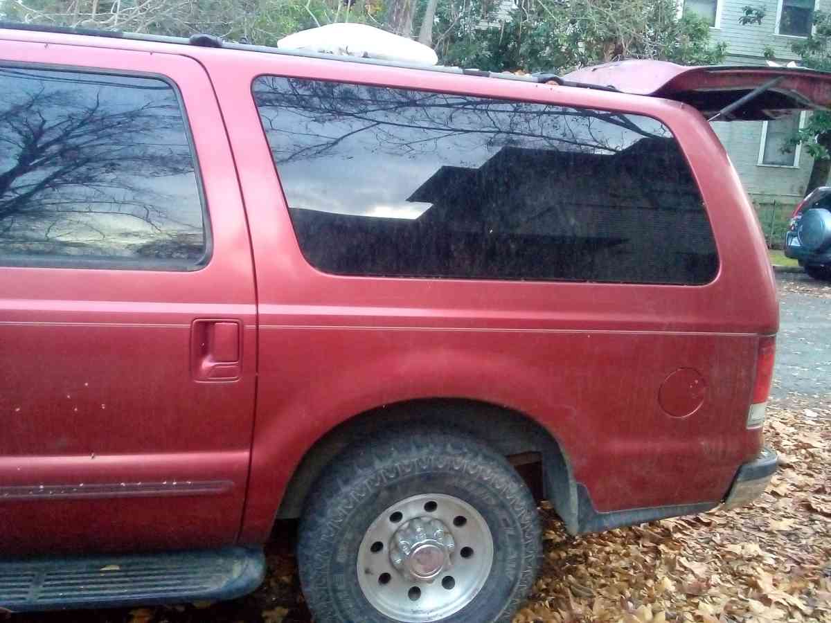 2000 FORD EXCURSION - Chico, California - FleaMarketBay