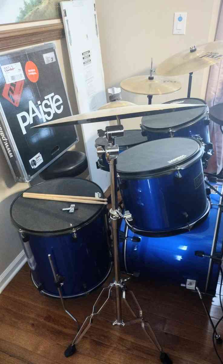 Drum set - Snellville, Georgia - FleaMarketBay