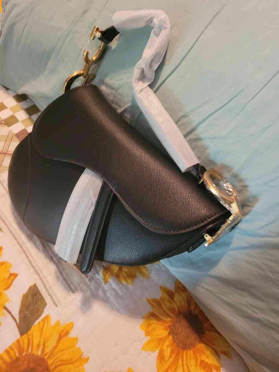 purses - Snellville, Georgia