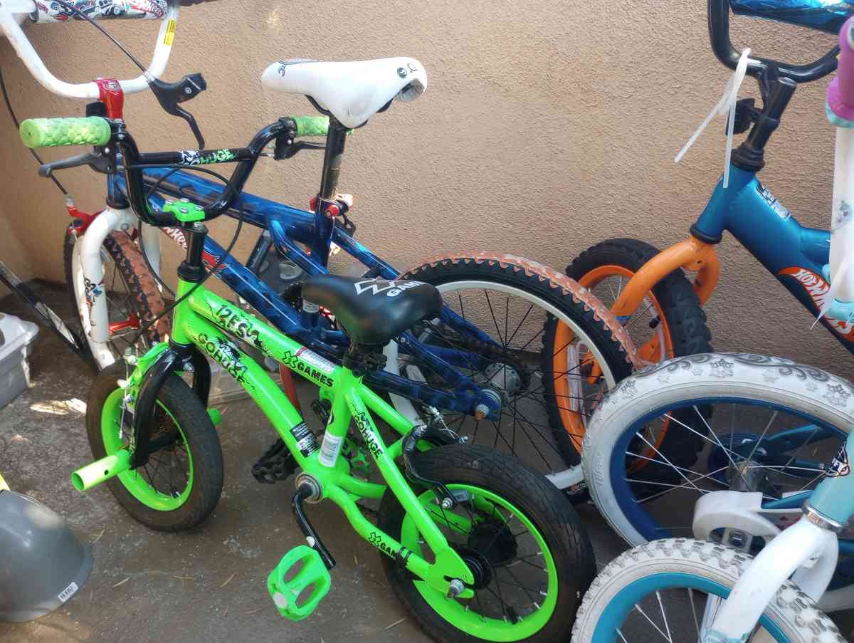 6 bicycle - Alicia, Arkansas - FleaMarketBay