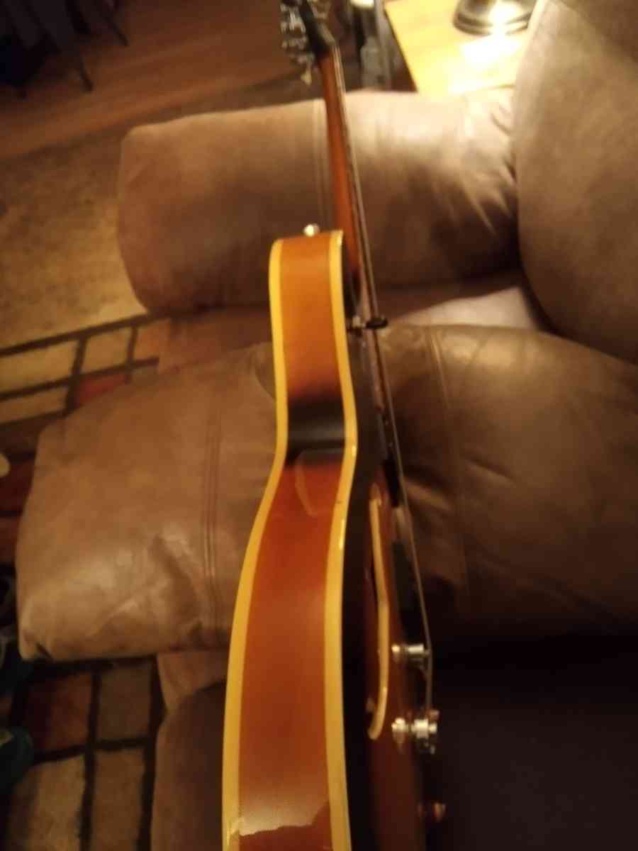 1999 Washburn semi Hollowbody tabbaco finish electric guitar - Bradford, Tennessee - FleaMarketBay