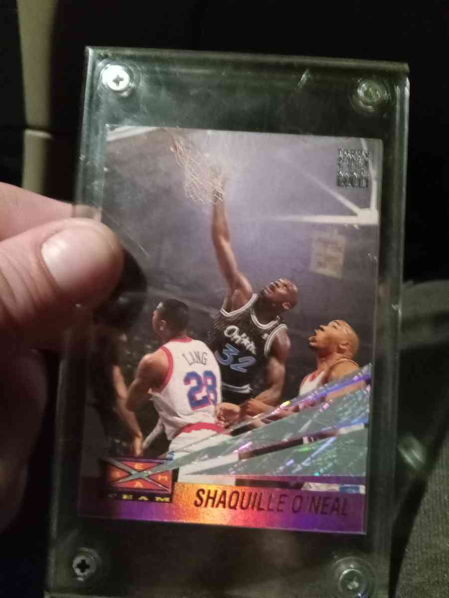 1993 Shaquille ONeal card in mint condition in a hard case - La Follette, Tennessee